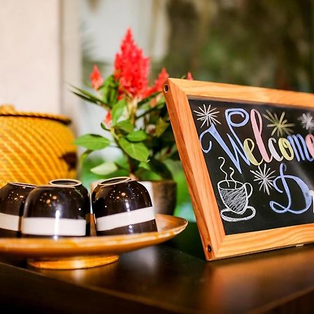 La Maison Danang Beach Hotel Luaran gambar